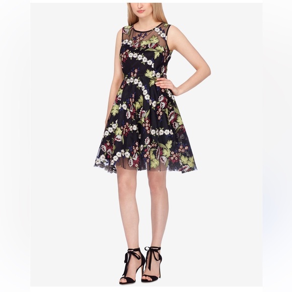 Tahari Size12 Embroidered Mesh Floral Dress Fit and Flare - Picture 1 of 12
